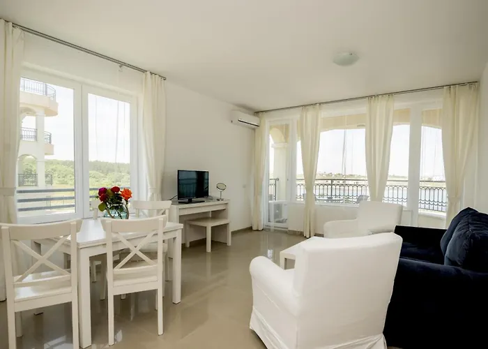 Sun Aparthotel 4*