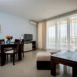 Sun 4*