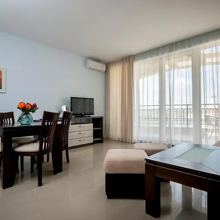Sun 4*