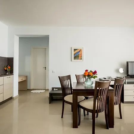 Sun Aparthotel 3*